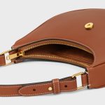 MEDIUM AVA TRIOMPHE BAG IN SMOOTH CALFSKIN TAN - Image 4